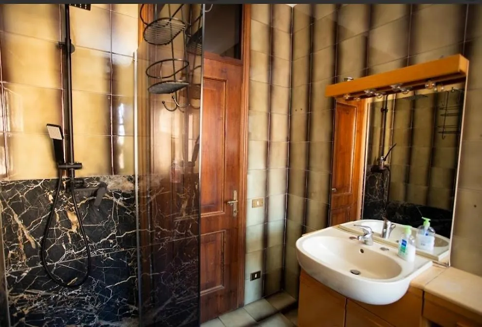 Sofi Home Bergamo Guest house